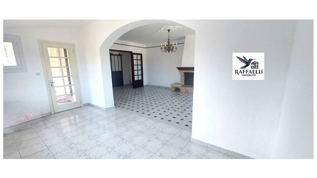 Maison traditionnelle PUGET SUR ARGENS (83480) RAFFAELLI IMMOBILIER