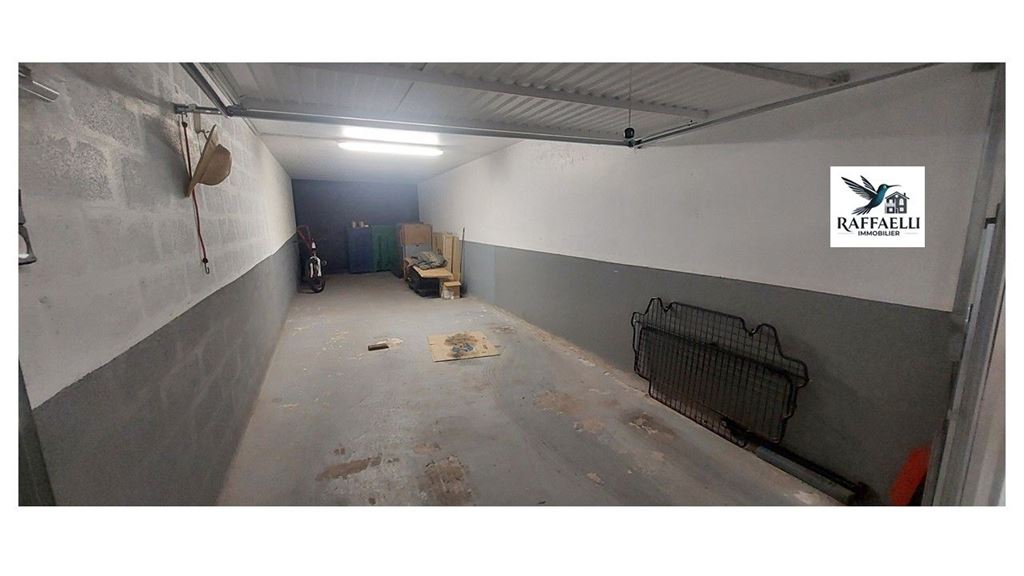 Garage FREJUS (83600) RAFFAELLI IMMOBILIER