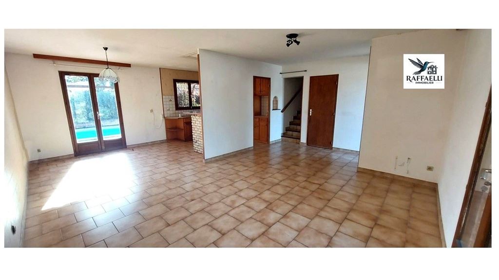 Maison traditionnelle LA BOUVERIE (83520) RAFFAELLI IMMOBILIER